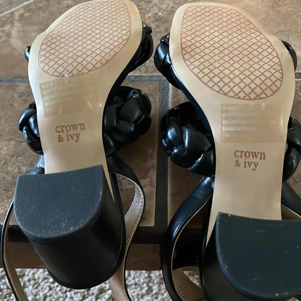 Crown and Ivey Blakely sandals Brand new - Picture 4 of 5